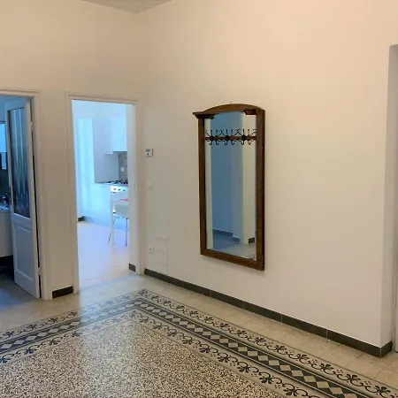 Daire Oliver Sulla Via Del Mare Levanto