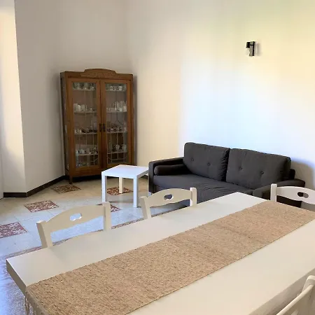 Oliver Sulla Via Del Mare Daire *