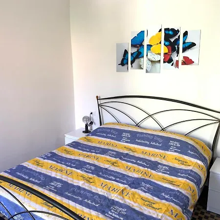 Oliver Sulla Via Del Mare